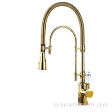 Gold brest in porcellana di gold cattiva FAUCET SPOU